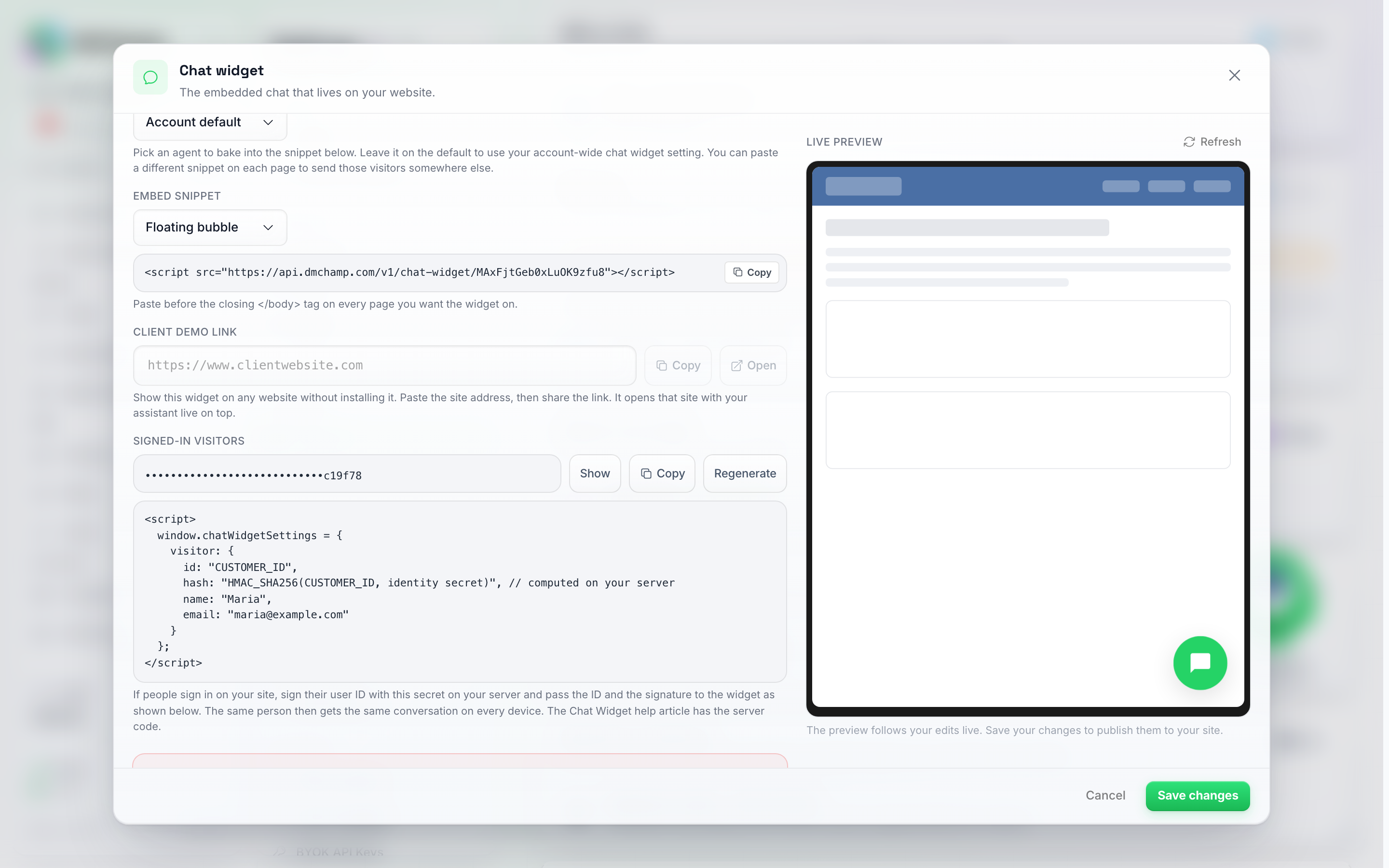 A linha de Visitantes com sessão iniciada no painel Gerir do widget de chat, mostrando o segredo de identidade mascarado com os botões Mostrar, Copiar e Regenerar, e o excerto de definições com os campos id e hash por baixo