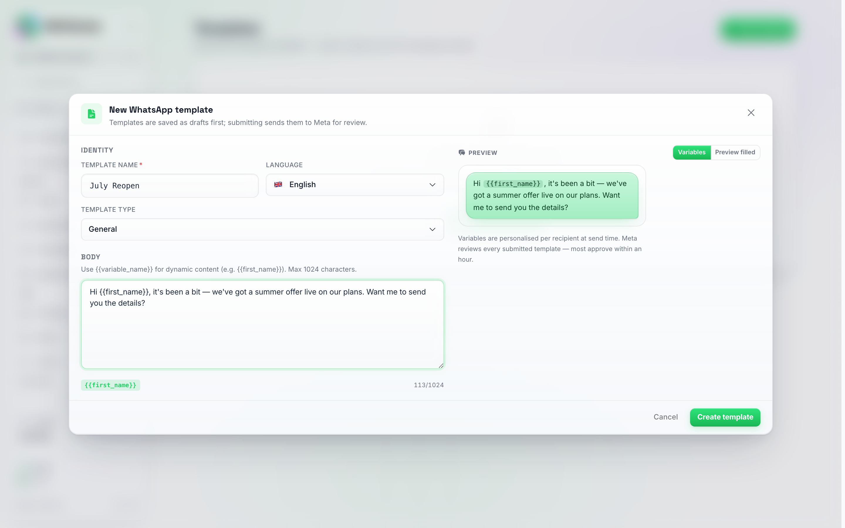 نافذة قالب WhatsApp الجديد المنبثقة مع اسم 'إعادة فتح يوليو' ونص رسالة مملوء، والمعاينة المباشرة (في علامة تبويب المتغيرات) تعرض الرسالة مع تمييز المتغير {{first_name}}