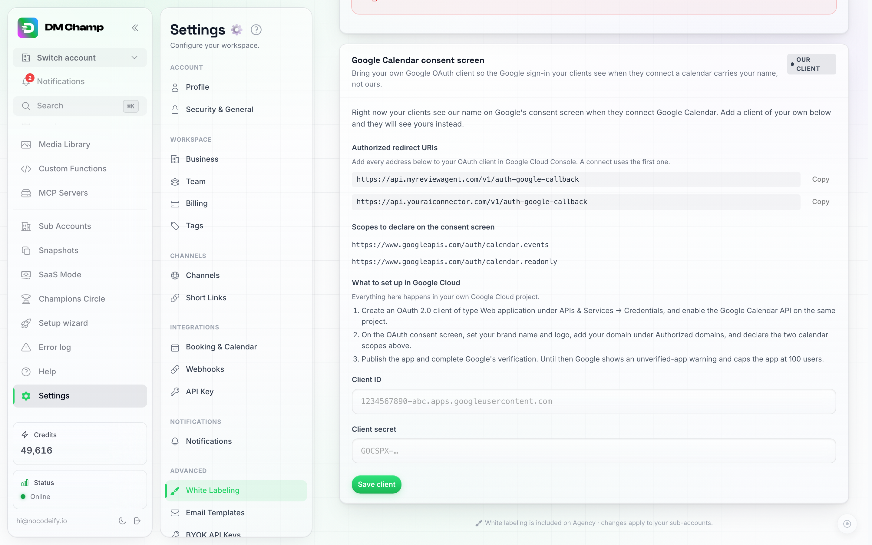 O cartão da tela de consentimento do Google Agenda na página de White Labeling: os URIs de redirecionamento autorizados com botões Copiar, os dois escopos de agenda, as etapas do Google Cloud e os campos ID do cliente e Segredo do cliente com um botão Salvar cliente